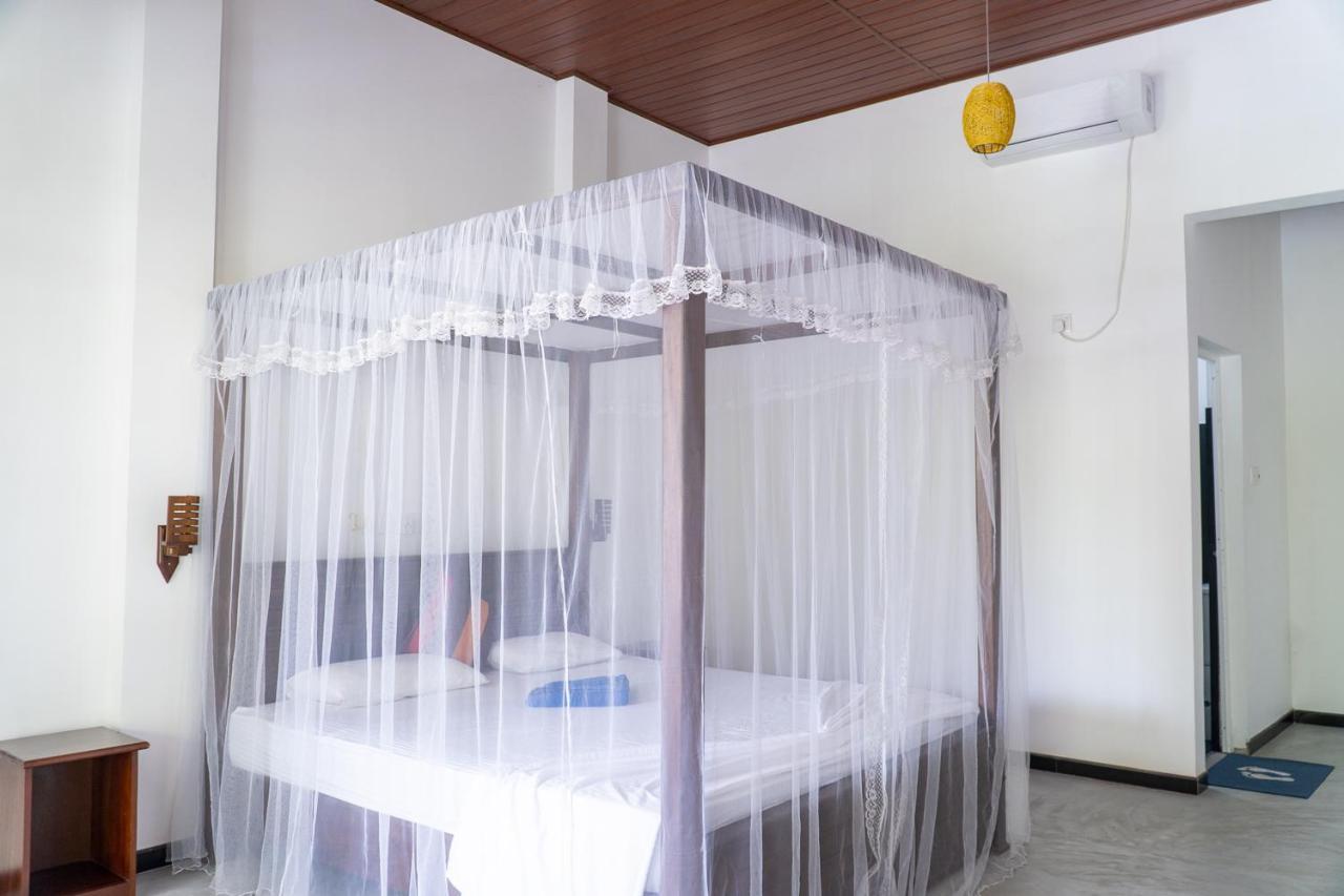 Luvi Lucas River Side Weligama Exterior foto