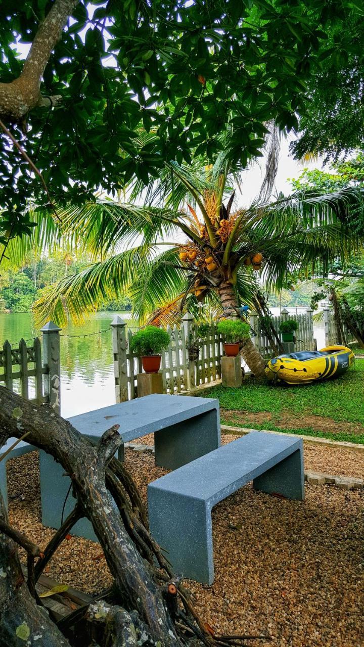 Luvi Lucas River Side Weligama Exterior foto