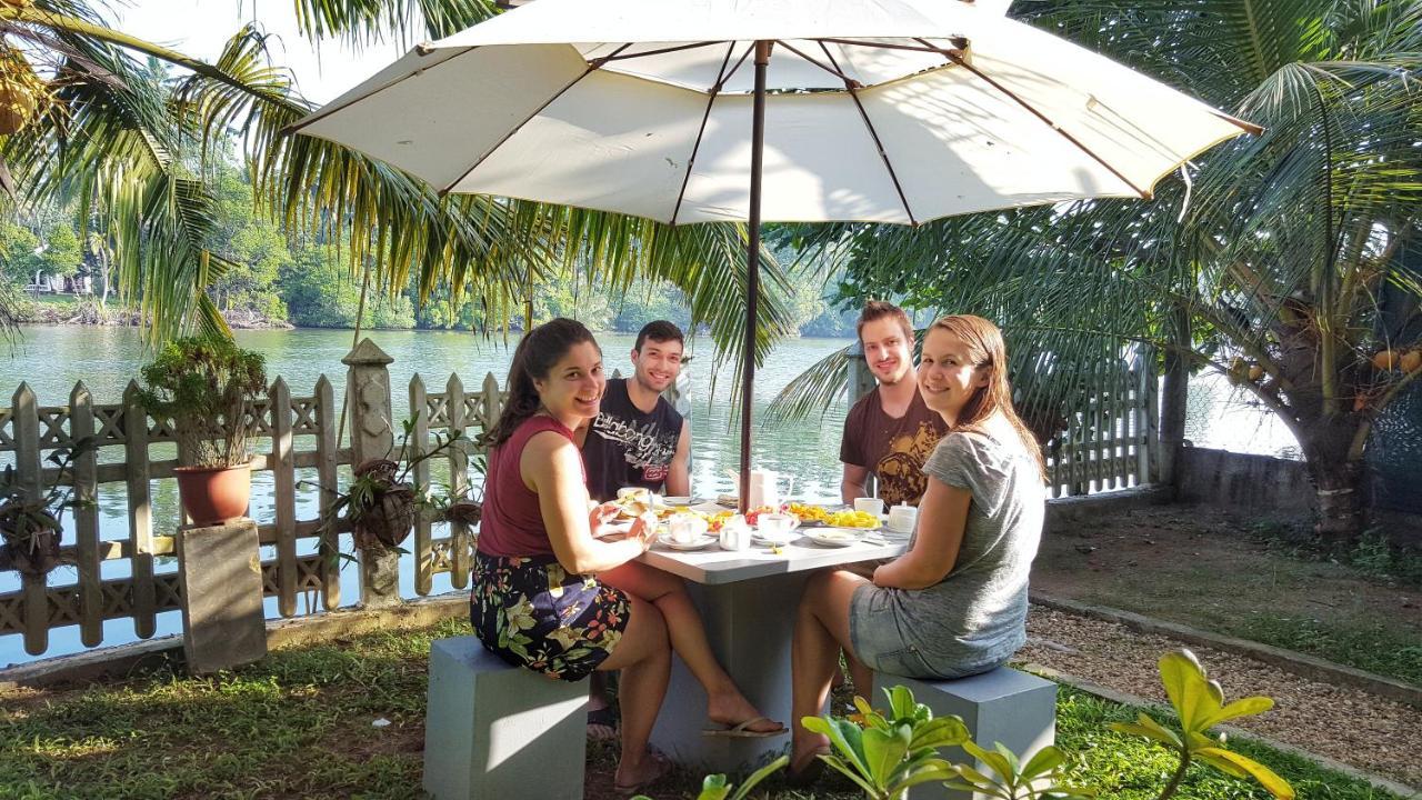 Luvi Lucas River Side Weligama Exterior foto